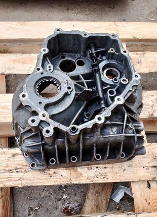 Акпп автоматична коробка передач картер коробки передач audi a4 b6 01j301383n