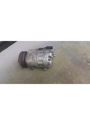 Компресор кондиціонера volkswagen golf 4 1j0820803