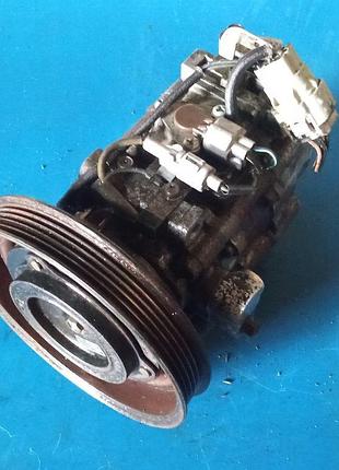 Компресор кондиціонера 442500-2560 toyota corolla