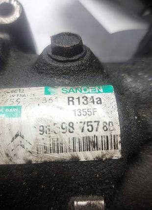 Компресор кондиціонера 9659875780 citroen c4