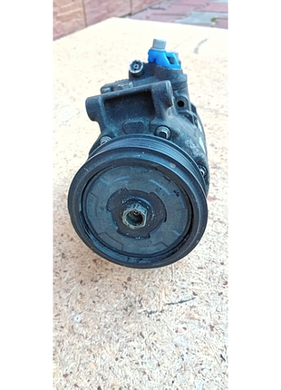 Компресор кондиціонера audi a4 b7 2.0 8e0260805cb denso