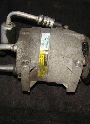 Компресор кондиціонера renault nissan 8200021822