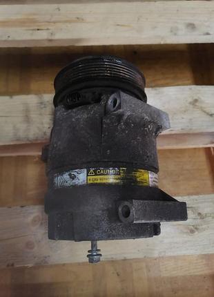 Компресор кондиціонера renault sae j639