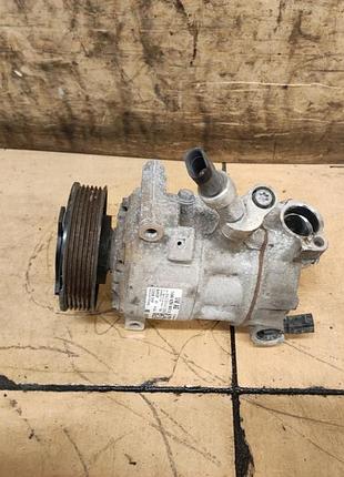 Компресор кондиціонера volkswagen oe 5q0820803q