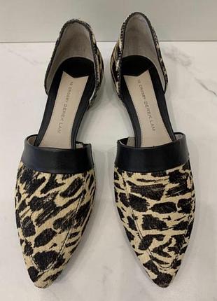 Новые дизайнерские туфли  10 crosby derek lam (натуральный ворс/леопард)