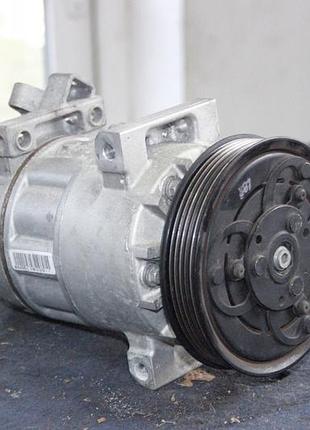 Компресор кондиціонера renault clio 4 1.5 dci 4