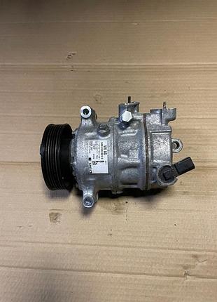Компресор кондиціонера volkswagen 5q0820803c