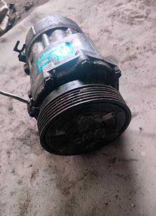 Компресор кондиціонера volkswagen oe 1j0820803k