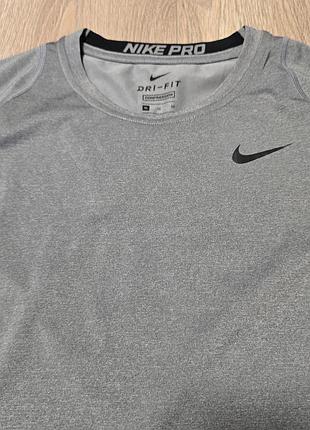 Компрессионная футболка nike pro 4