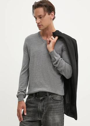 Вовняний светр від hugo boss