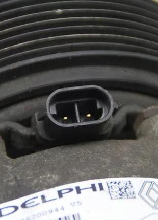 Компрессор кондиционера renault 8200421410 4