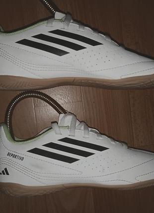 Футзалки adidas deportivo iii indoor boots у білому кольорі розмір 32-33 довжина стельки 20-21 см