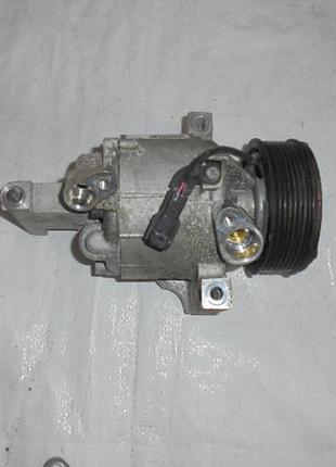 Компресор кондиціонера renault twingo 3 iii 926002090r