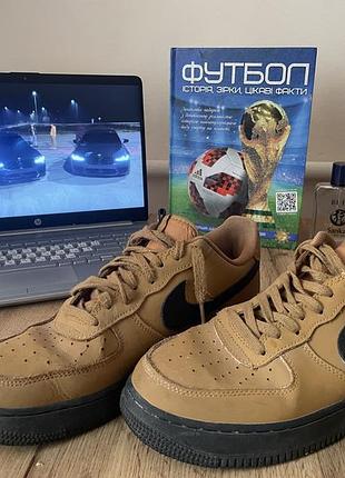 Кросівки nike air force коричневі 27.5см