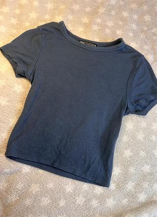 Темно синя футболка s zara