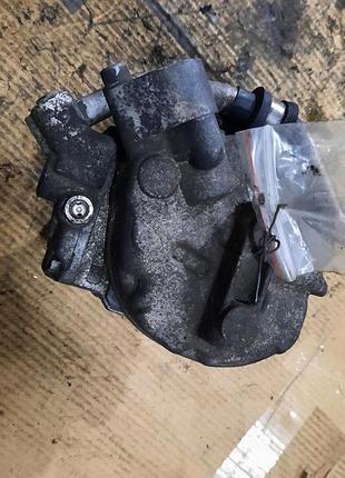 Компресор кондиціонера vw passat 2.0b 02r 3