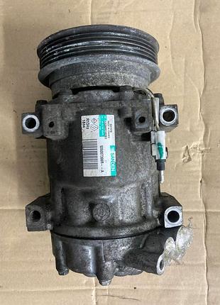 Компресор кондиціонера dacia duster 926007398r