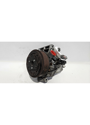 Компресор кондиціонера nissan oe 926001hc5a