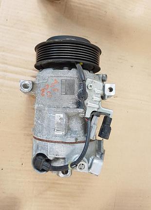 Компрессор кондиционера renault oe 926004eb0a