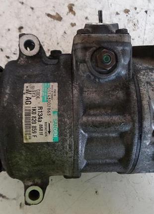 Компрессор кондиционера 1k0820859f volkswagen golf v 2.0