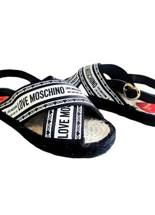 Сандалі love moschino