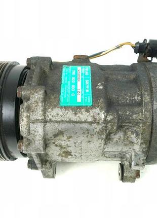 Компресор кондиціонера vw transporter t5 1.9 tdi 7h0820803c