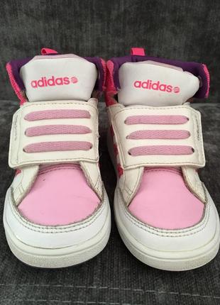 Оригінальні кросівки adidas2 фото