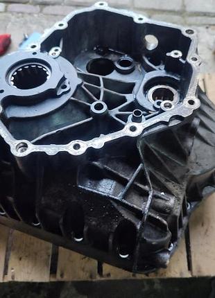 Акпп автоматична коробка передач корпус коробки передач audi 01j301383s