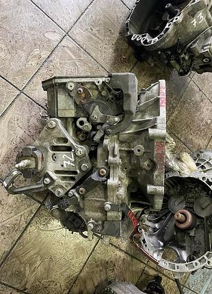 Акпп автоматична коробка передач renault 2.0 dci 8200584877 aj0-004 1xkoe
