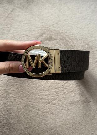 Двосторонній шкіряний ремінь michael kors, розмір s