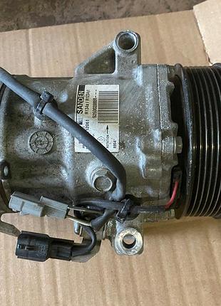 Компрессор кондиционера renault oe 926002888