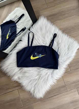 Спортивный топ nike