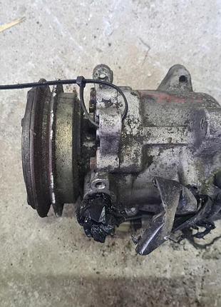 Компресор кондиціонера nissan oe 9260066c03