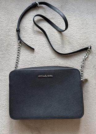 Нова сумка michael kors чорна з ремінцем