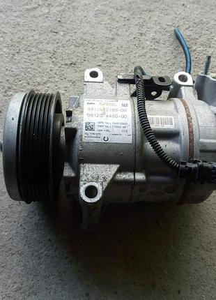 Компресор кондиціонера peugeot 3008 ii 1.2 thp 9812682180