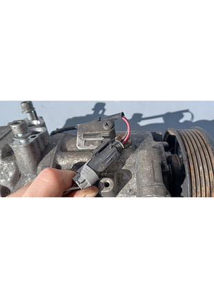 Компресор кондиціонера bmw e90 2.0 9156821-01 2