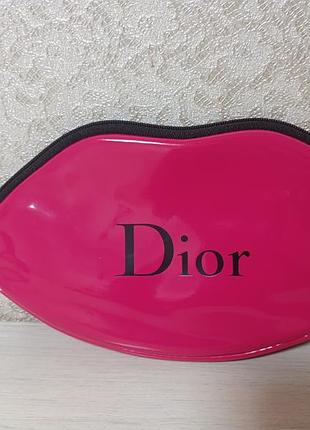 Стильная женская розовая лакированная косметичка косметика бренд christian dior dior в форме губ с черной надписью-логотипом, оригинал
