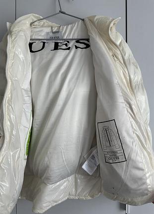 Жіноча куртка guess демисезон 3