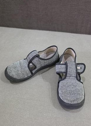 Взуття для дитячого садка 3