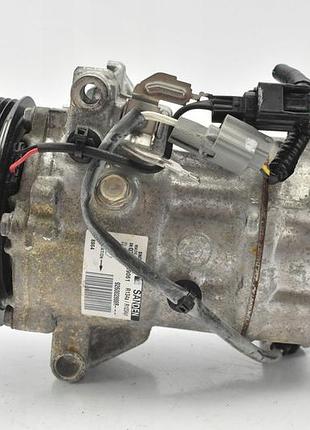 Компресор кондиціонера renault 926002888r juke ii f16 clio