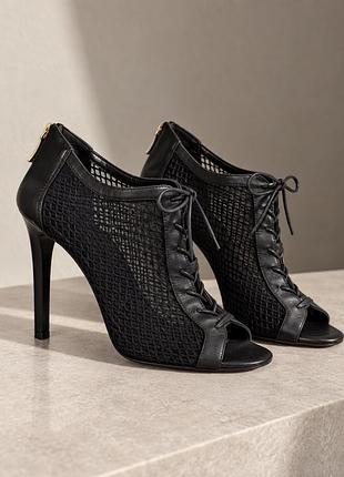 Bcbg paris босоніжки 38 , натуральна шкіра + текстиль, чорні, 11 см шпилька, heels