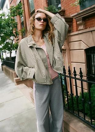 Куртка жіноча в клітинку zara new