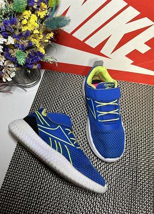 Оригінальні кросівки reebok
