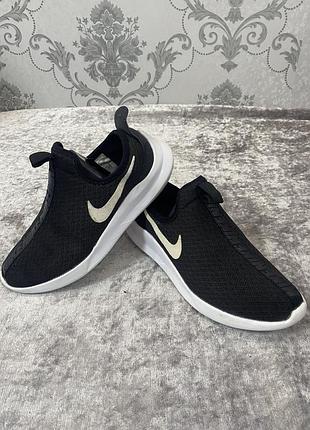 Кросівки nike
