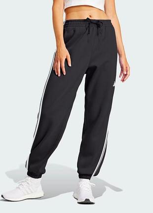 Штани жіночій чорні 3-stripes adidas