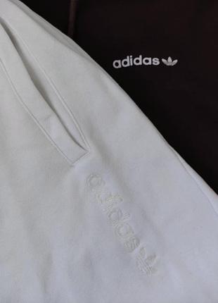 Спортивный костюм adidas 9