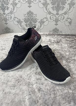 Кросівки skechers