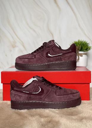 Жіночі кросівки nike air force 1 '07 burgundy crush suede найк ейр форс замша бордові 36-41