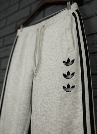Спортивные штаны adidas 9