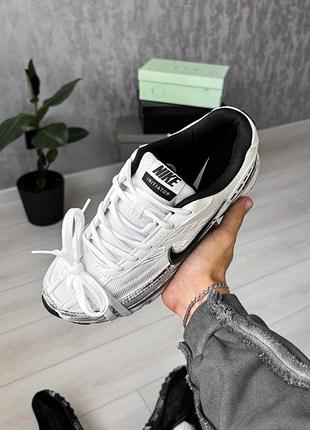 Nike initiator custom white black